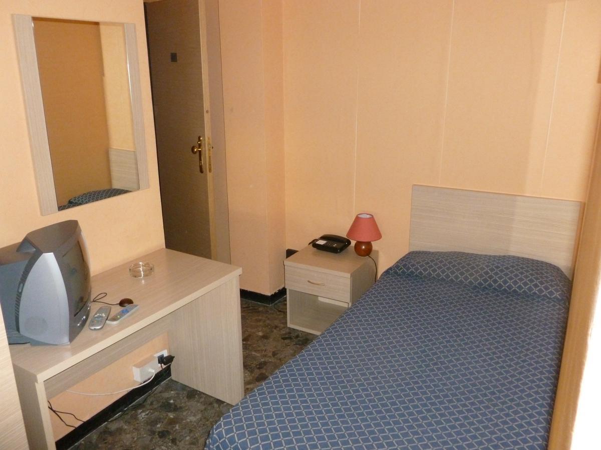 Hotel Belvedere Sanremo Bilik gambar